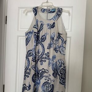 J. McLaughlin Blue and Cream Floral Blouse